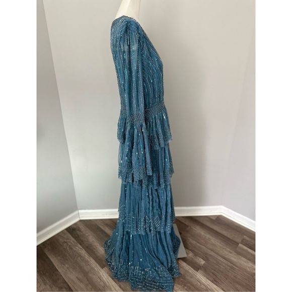 NWT MAC DUGGAL EMBELLISHED BELL SLEEVE TIERED GOWN - Picture 9 of 11